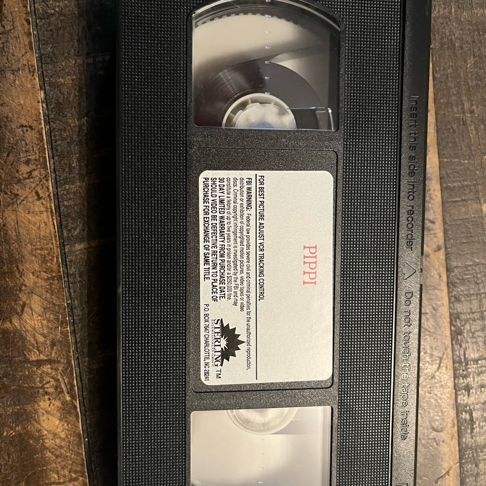 Pippi Longstocking: Pippi Goes on Board — Pink & Yellow VHS - Picture 6 of 7